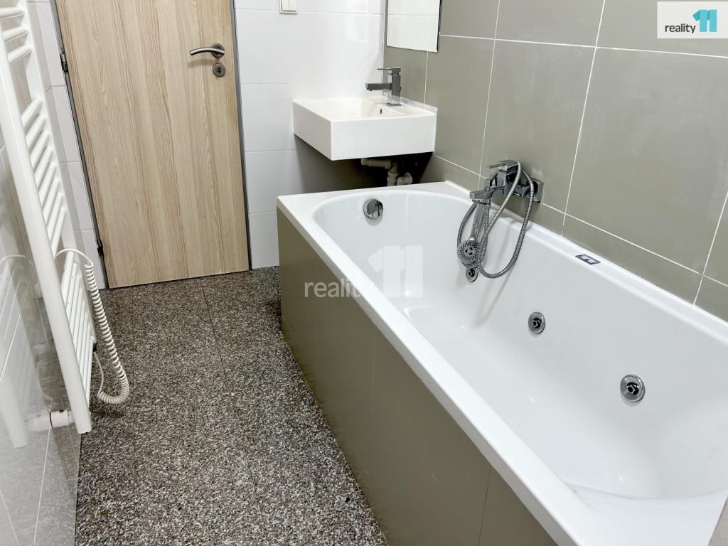 Pronájem bytu 3+kk 65 m2