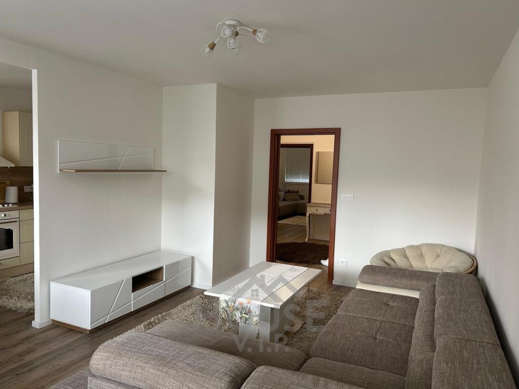 Pronájem bytu 3+kk 74 m2