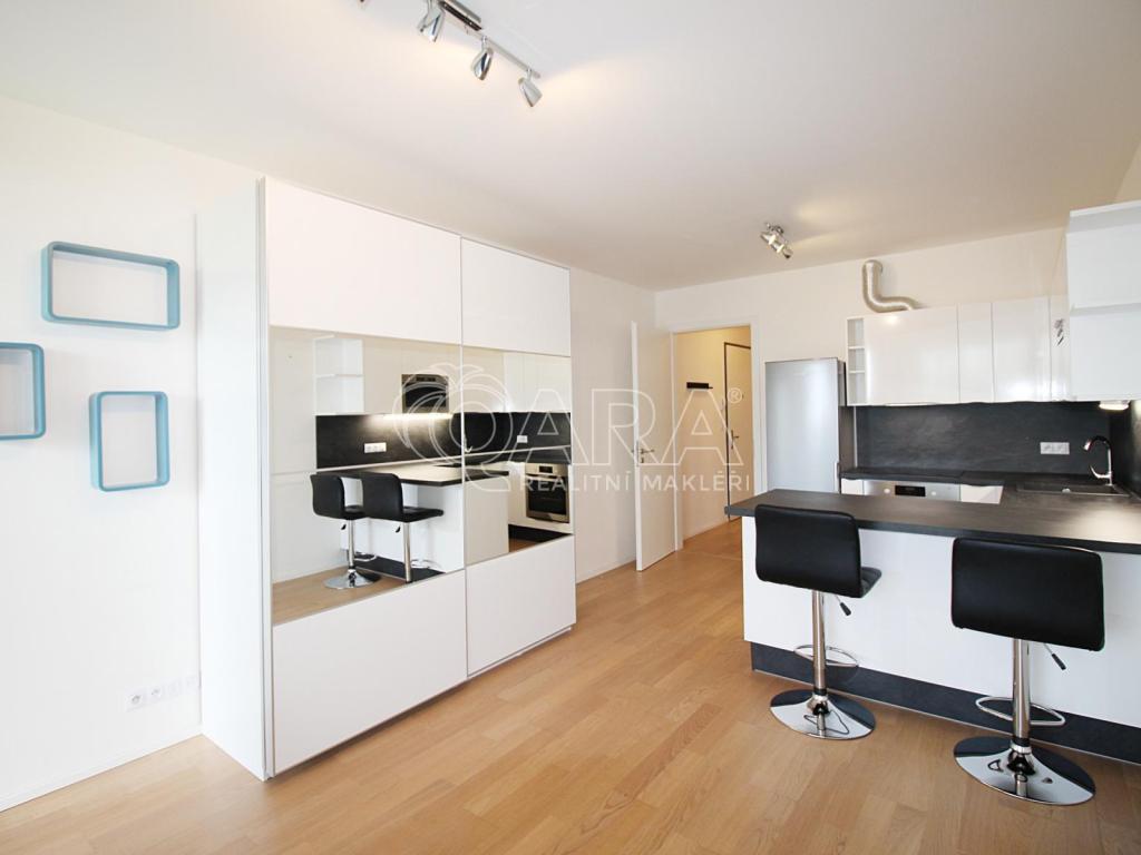 Pronájem bytu 1+kk 30 m2