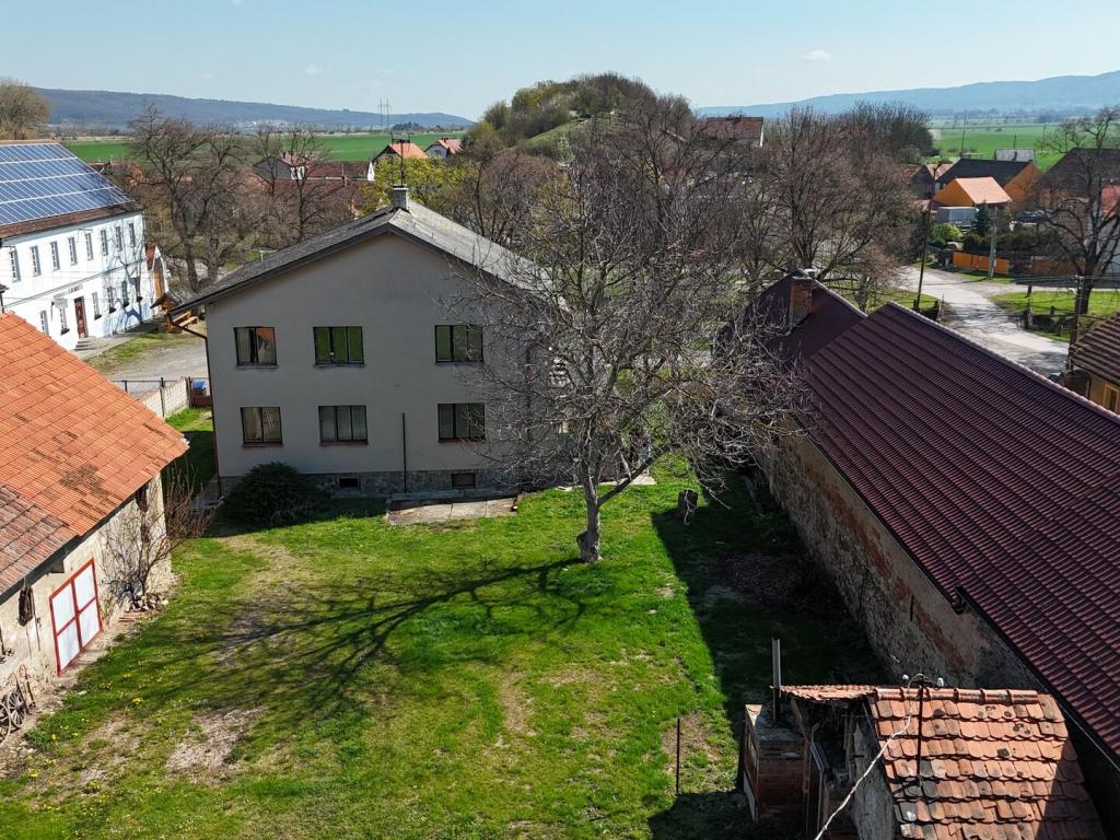 Prodej domu 300 m2, Hostomice – náhled fotky 6