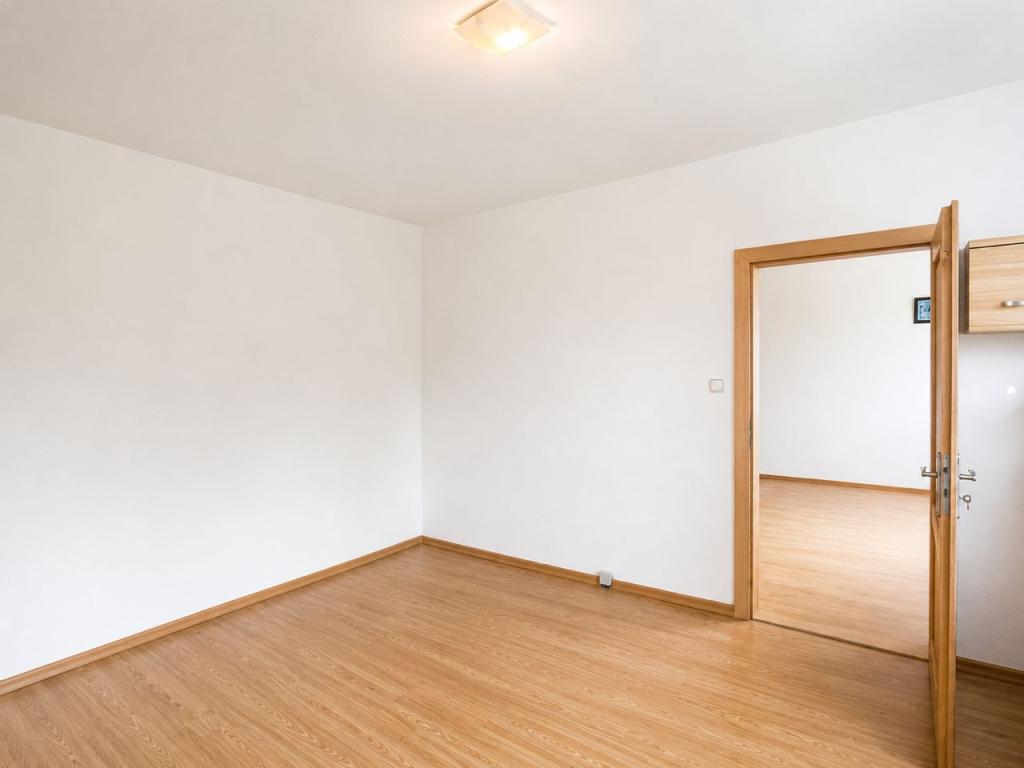 Pronájem bytu 2+kk 36 m² - Widok 4