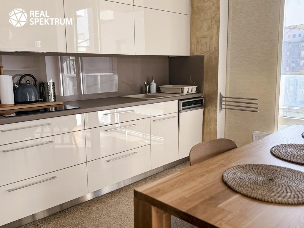 Pronájem bytu 2+kk 43 m2