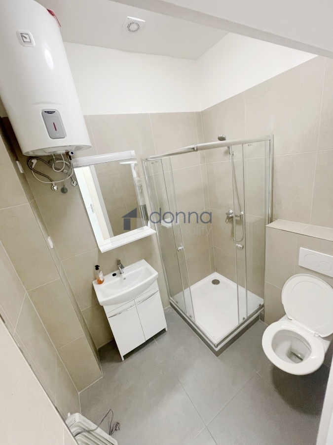 Pronájem bytu 1+1 42 m2