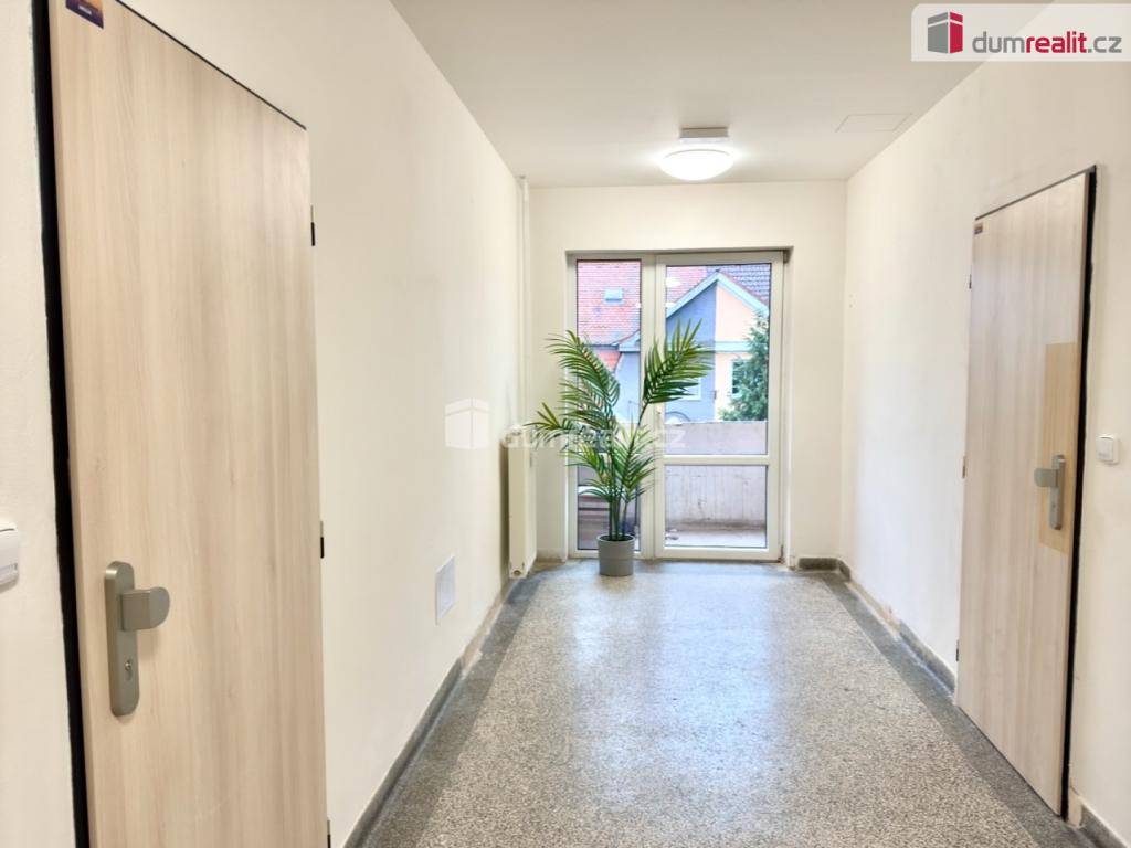 Pronájem bytu 1+kk 34 m2