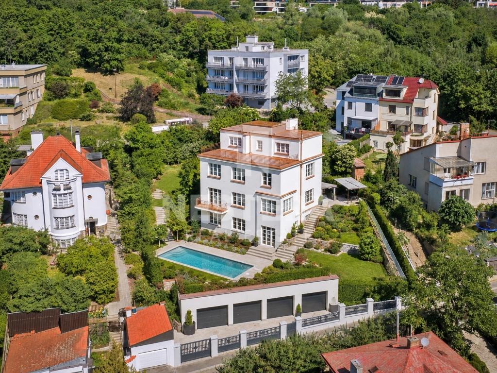 Prodej domu 397 m2