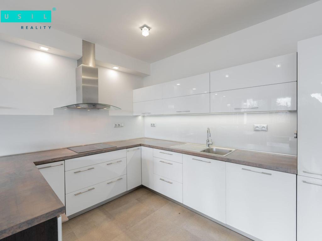 Pronájem bytu 3+kk 112 m2