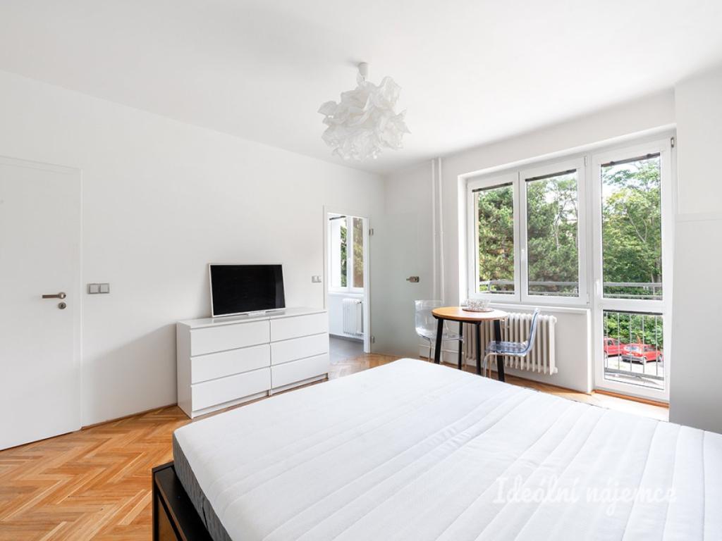 Pronájem bytu 1+1 34 m2