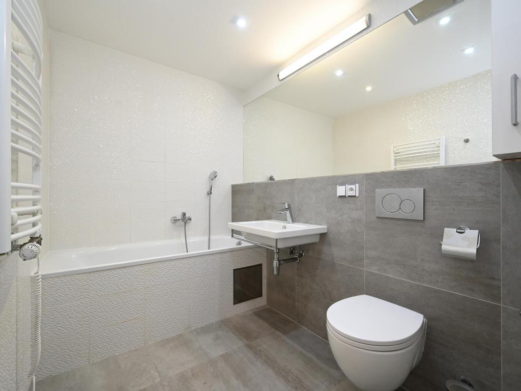 Pronájem bytu 2+kk 56 m2