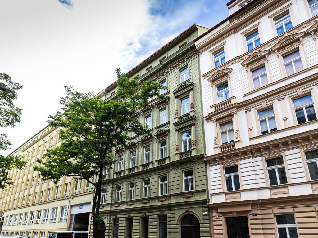 Pronájem bytu 2+kk 42 m2, Praha – náhled fotky 12