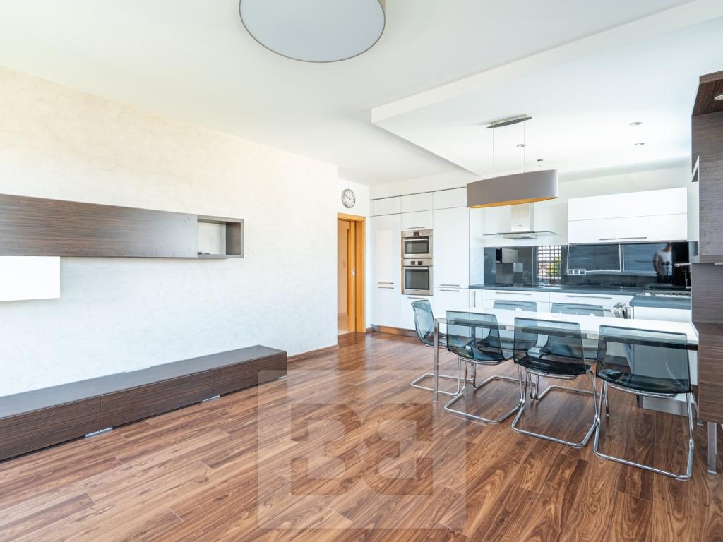 Pronájem bytu 3+kk 70 m2