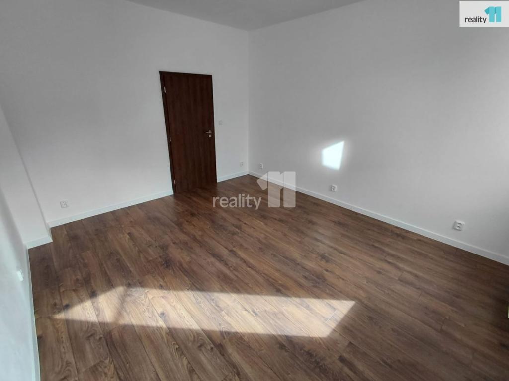 Pronájem bytu 3+1 97 m2, Aš – náhled fotky 11
