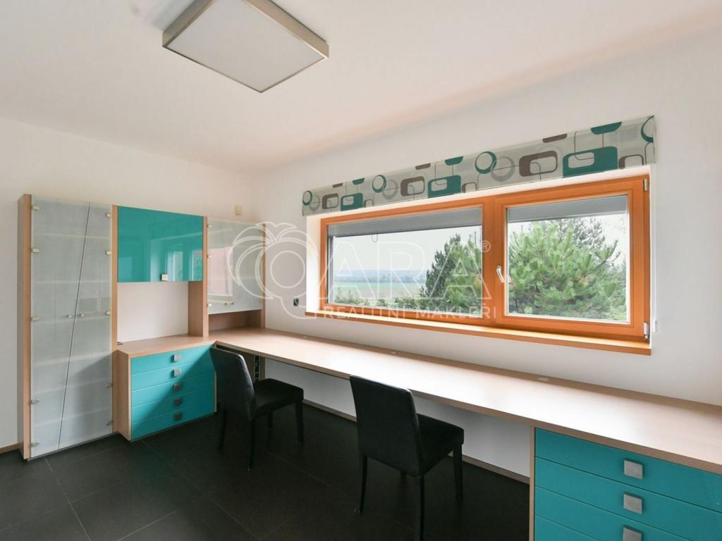 Pronájem bytu 3+kk 90 m2