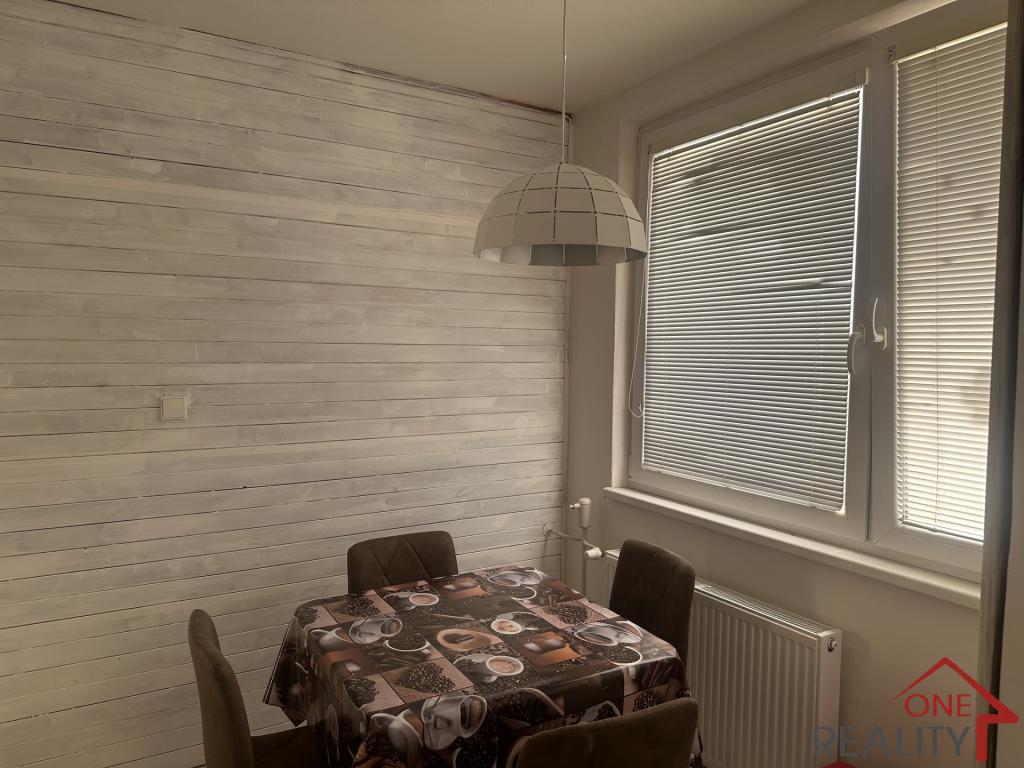 Pronájem bytu 3+1 69 m2, Zlín – náhled fotky 8