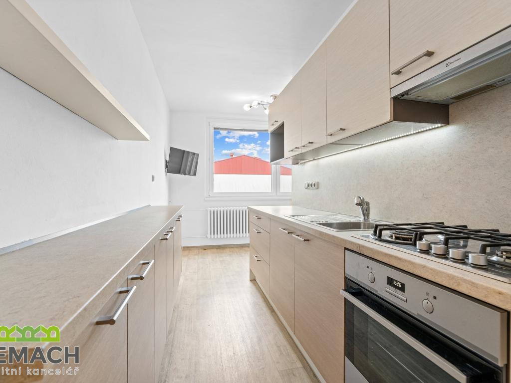 Pronájem bytu 2+1 51 m2, Uherské Hradiště – náhled fotky 9