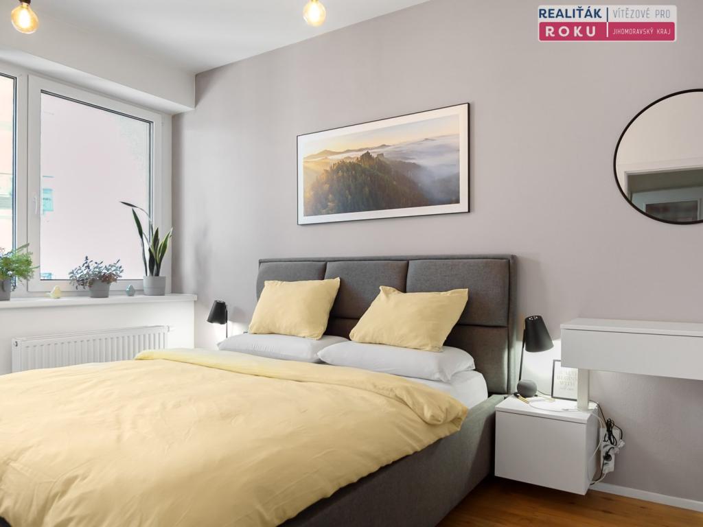 Pronájem bytu 2+kk 42 m2
