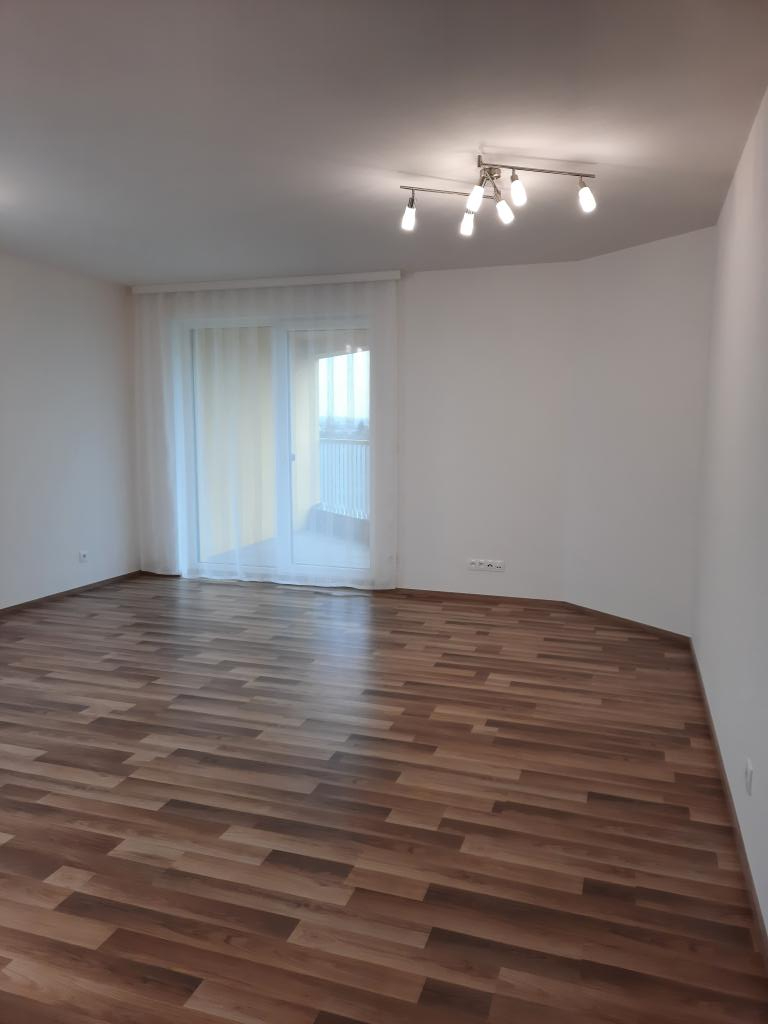 Pronájem bytu 2+kk 76 m2