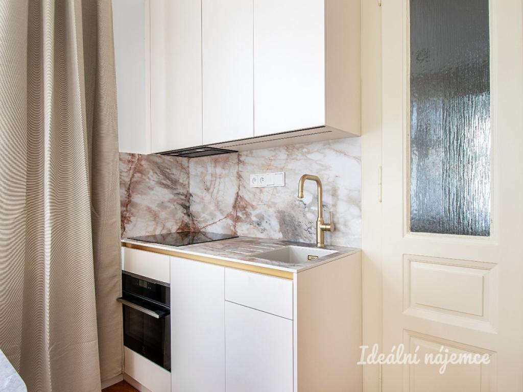 Pronájem bytu 3+kk 68 m2