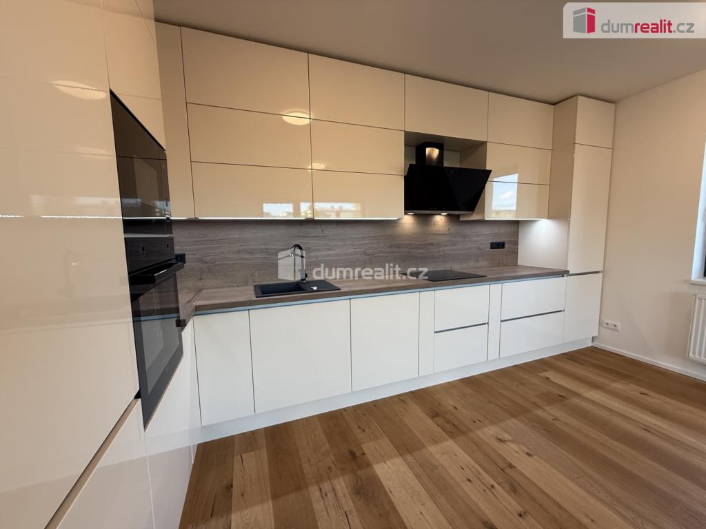 Pronájem bytu 2+kk 61 m2