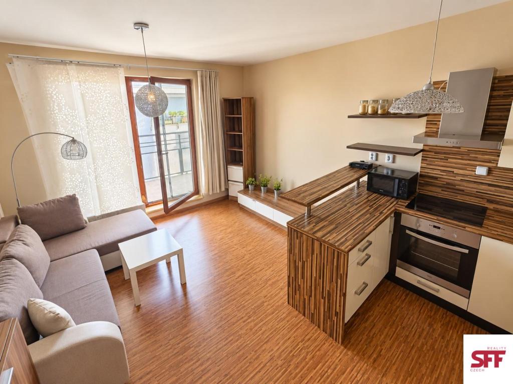 Pronájem bytu 1+kk 35 m2