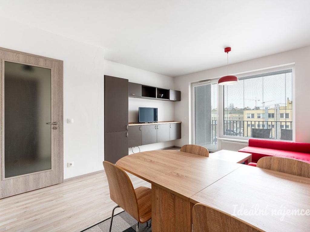 Pronájem bytu 2+kk 60 m2