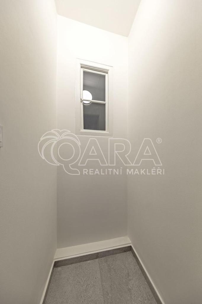 Pronájem bytu 2+kk 76 m2, Praha – náhled fotky 15