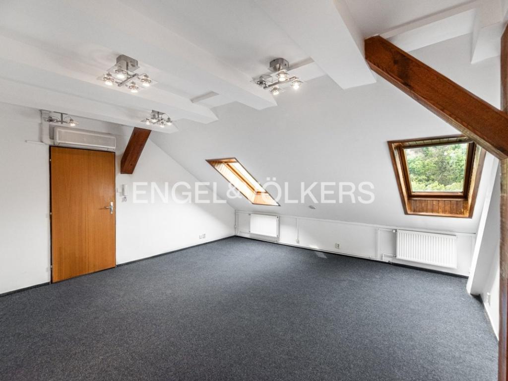 Pronájem bytu 5+1 140 m2