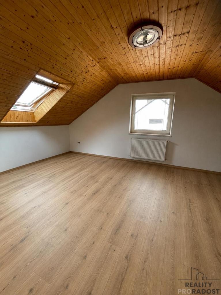 Pronájem bytu 2+kk 70 m2