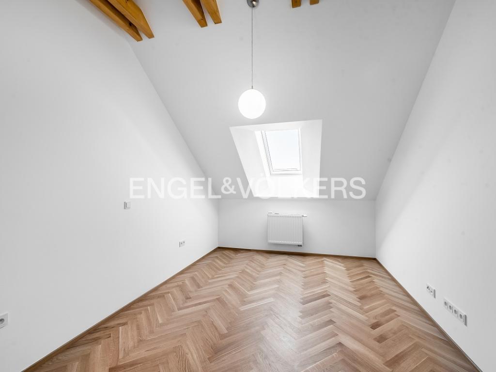 Pronájem bytu 3+kk 79 m2