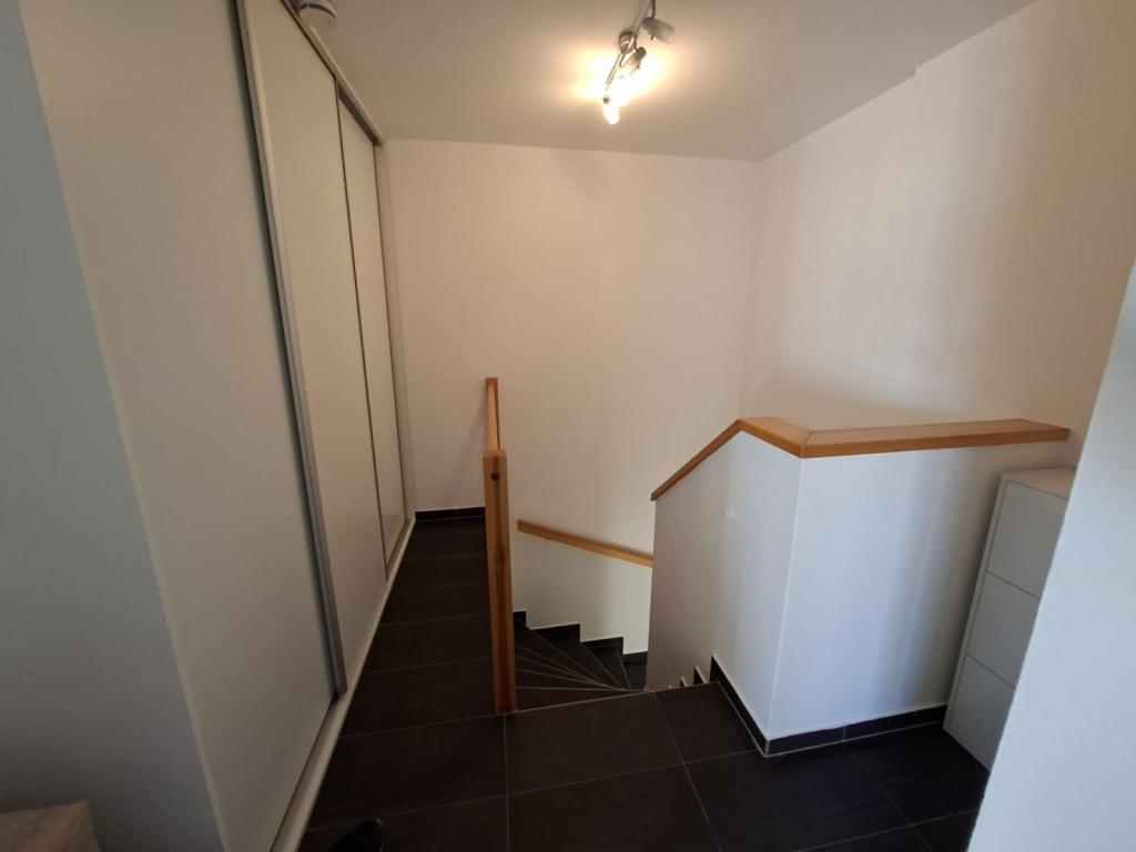 Prodej bytu 2+kk 74 m2, Praha – náhled fotky 6