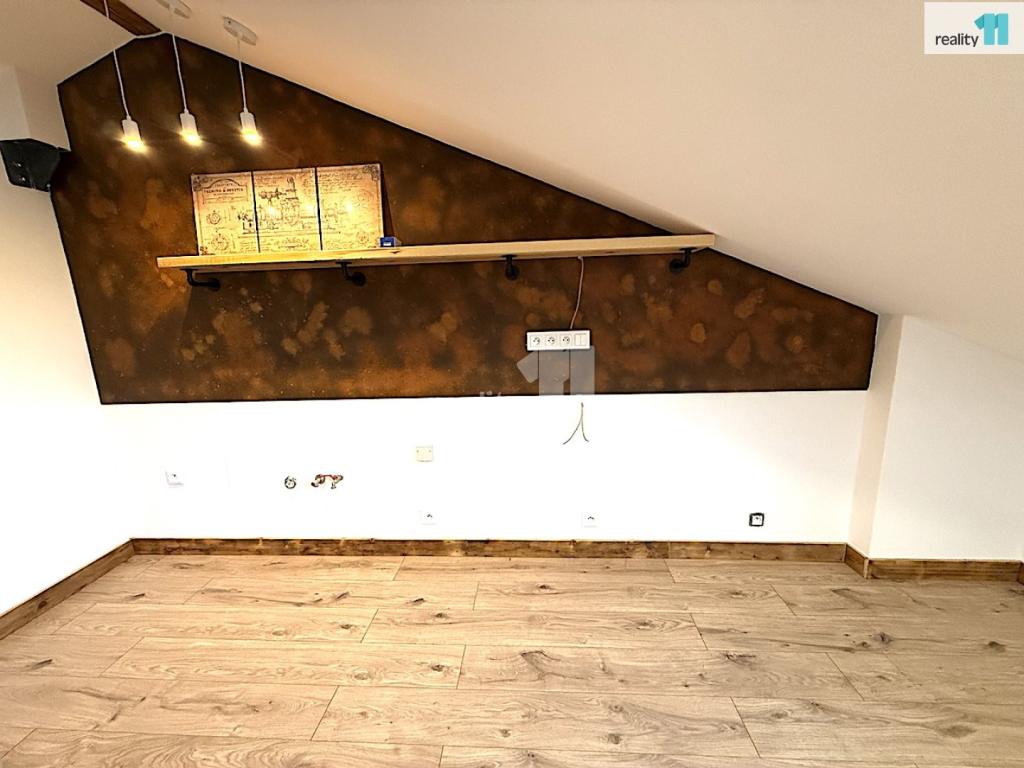Prodej bytu 2+kk 81 m2, Karlovy Vary – náhled fotky 11