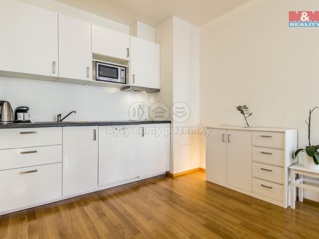 Pronajem bytu 2+kk 52 m2
