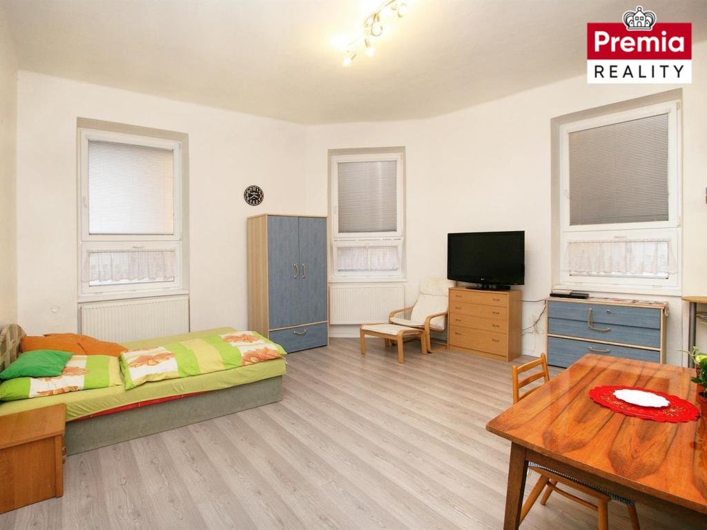 Pronájem bytu 1+kk 38 m2