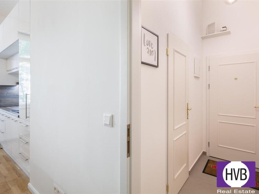 Pronájem bytu 1+kk 25 m2