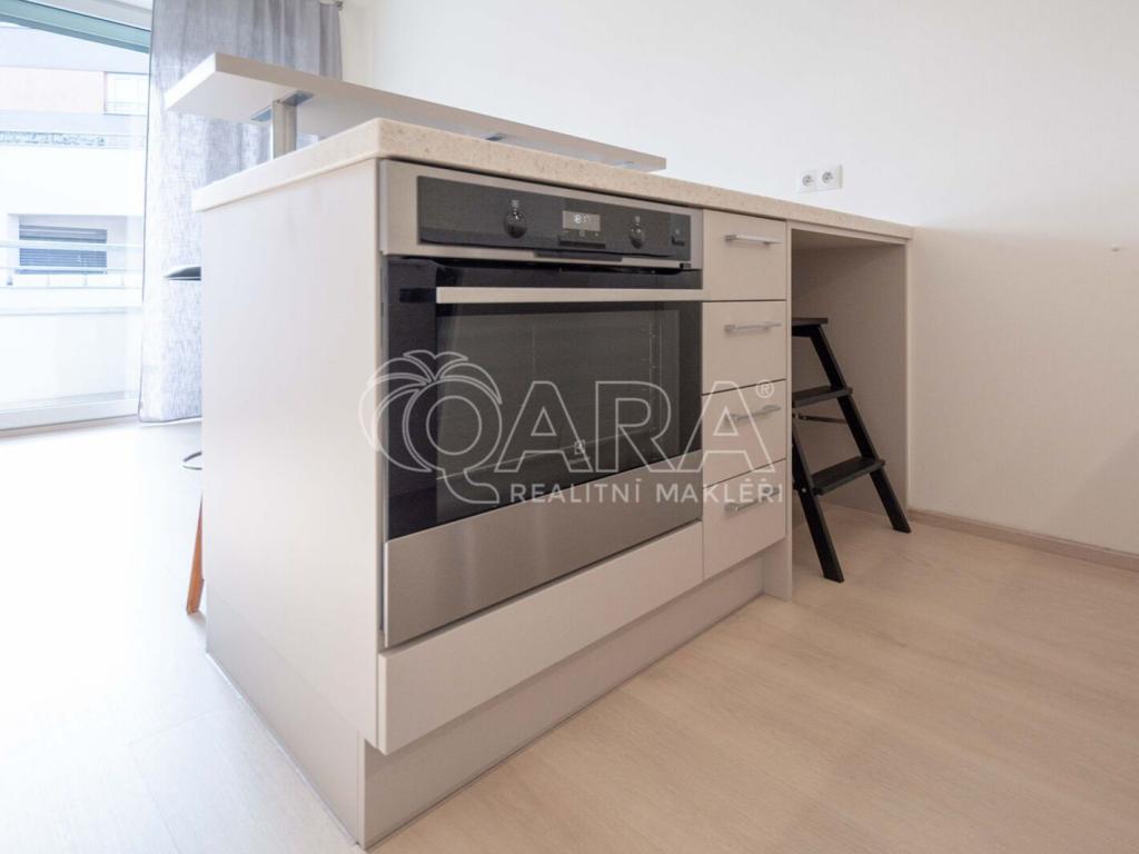 Pronájem bytu 1+kk 30 m2