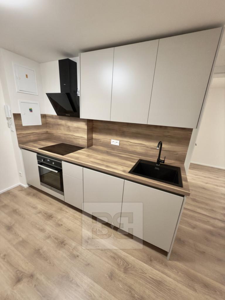 Pronájem bytu 2+kk 48 m2