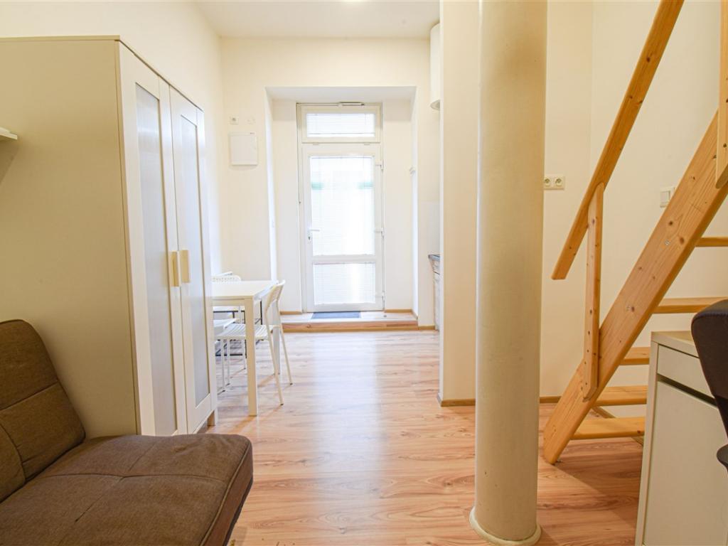 Pronájem bytu 1+kk 23 m2