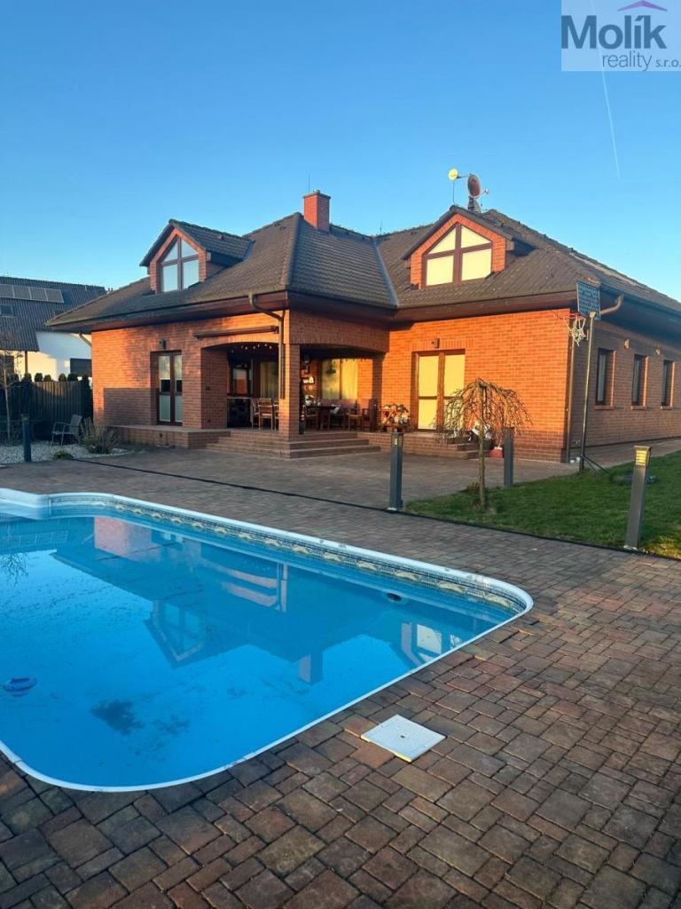 Listing 0