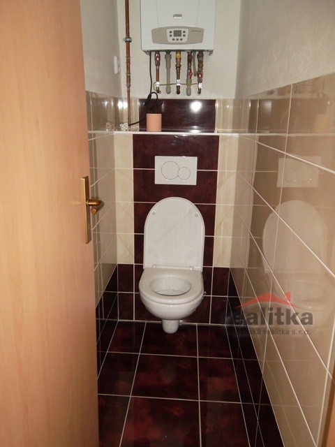 Pronájem bytu 2+kk 64 m² – pohled 6