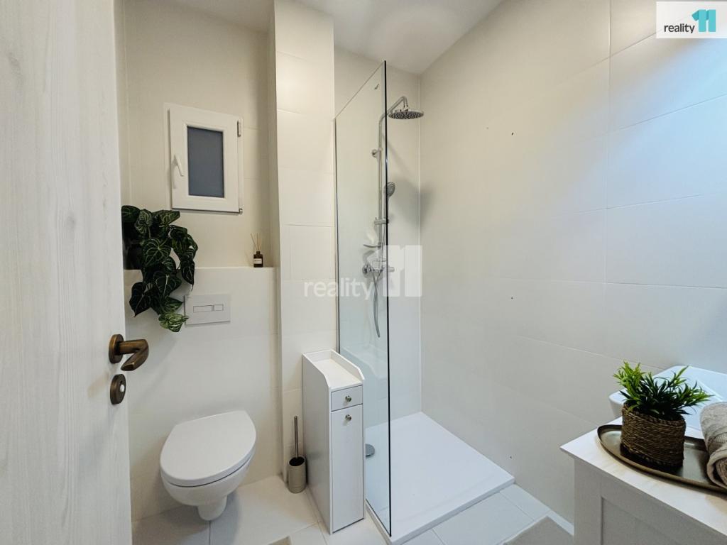 Pronájem bytu 1+1 37 m2, Praha – náhled fotky 7