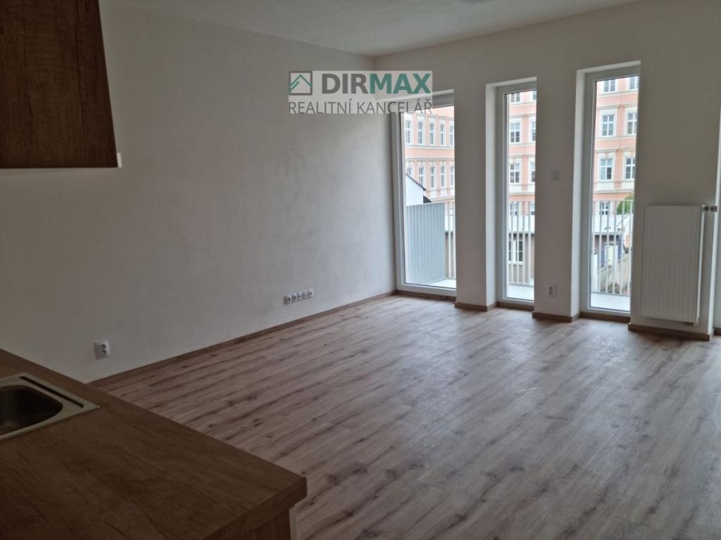 Pronájem bytu 1+kk 57 m2