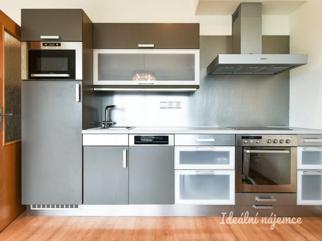 Pronájem bytu 2+kk 44 m2