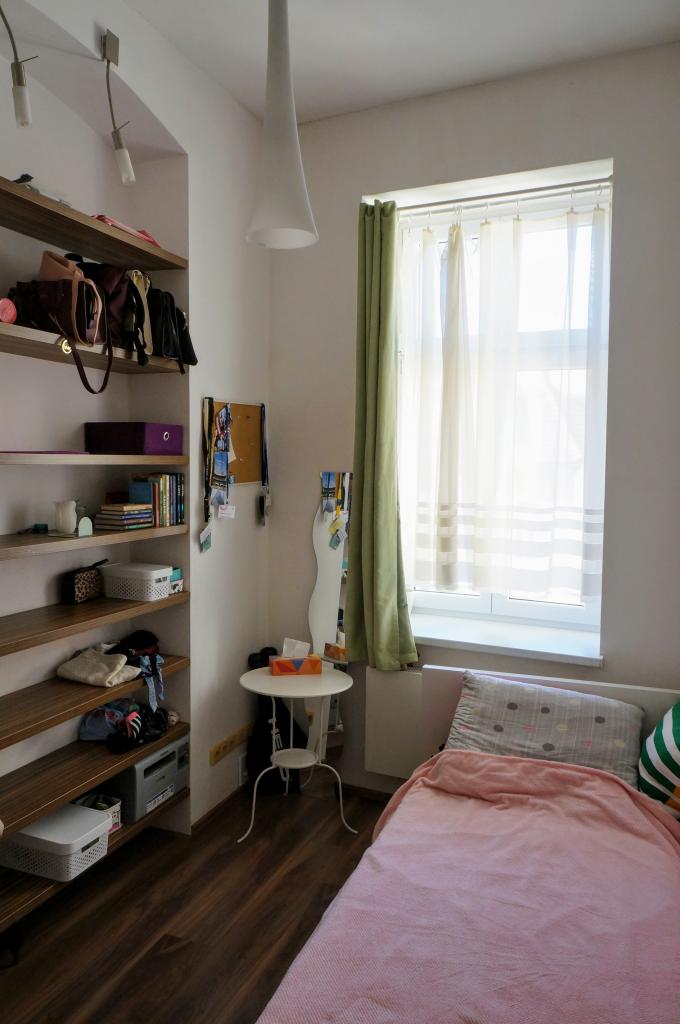 Spolubydleni bytu celý pokoj 173 m2