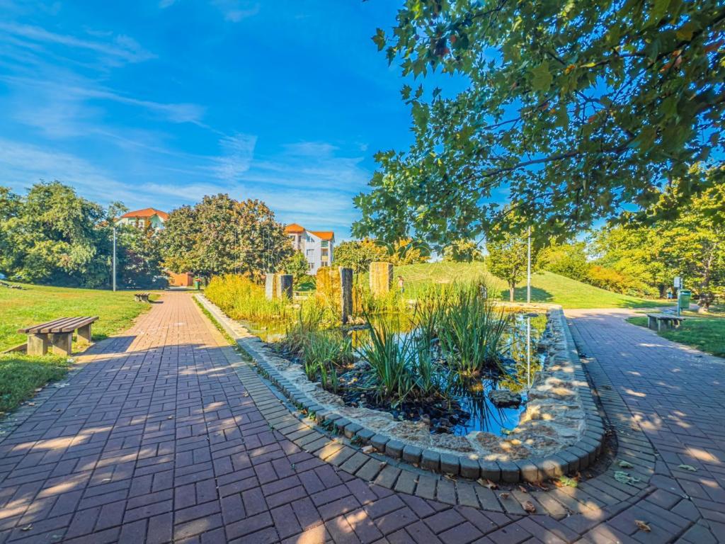 Prodej bytu 2+kk 50 m2, Praha – náhled fotky 23