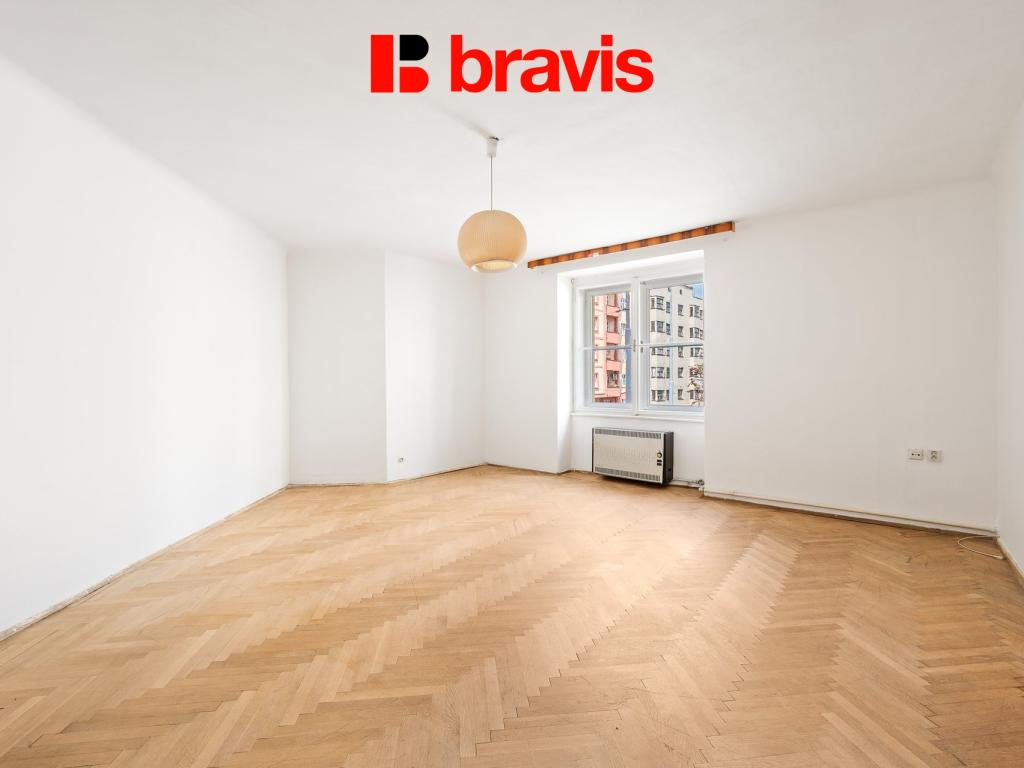 Appartamento 2 locali, 105 m²