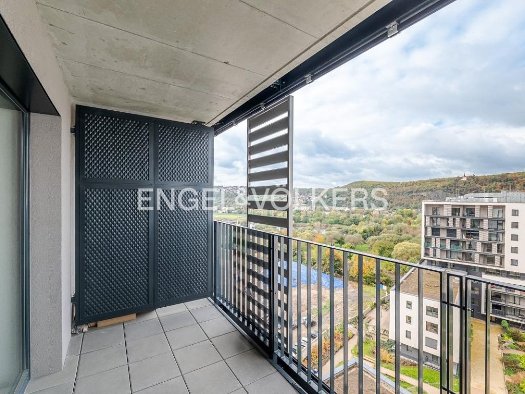 Pronájem bytu 1+kk 32 m2