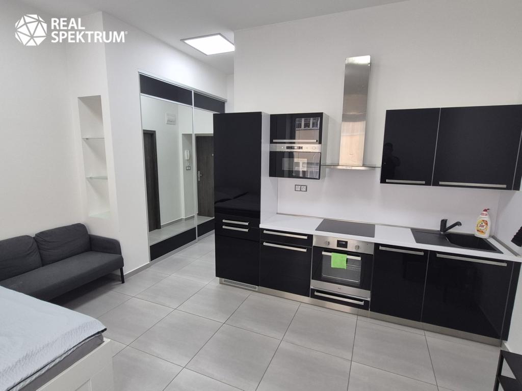 Pronájem bytu 1+kk 30 m2