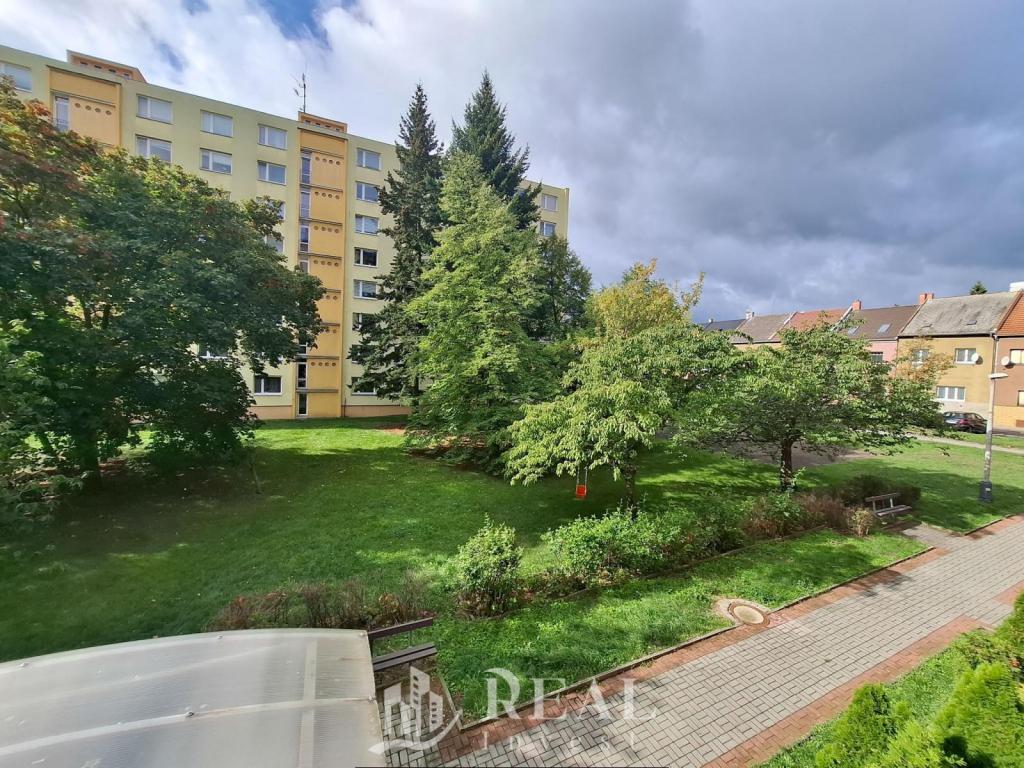 Pronájem bytu 1+kk 20 m2, Chomutov – náhled fotky 9