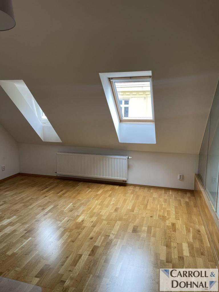 Pronájem bytu 2+kk 61 m2