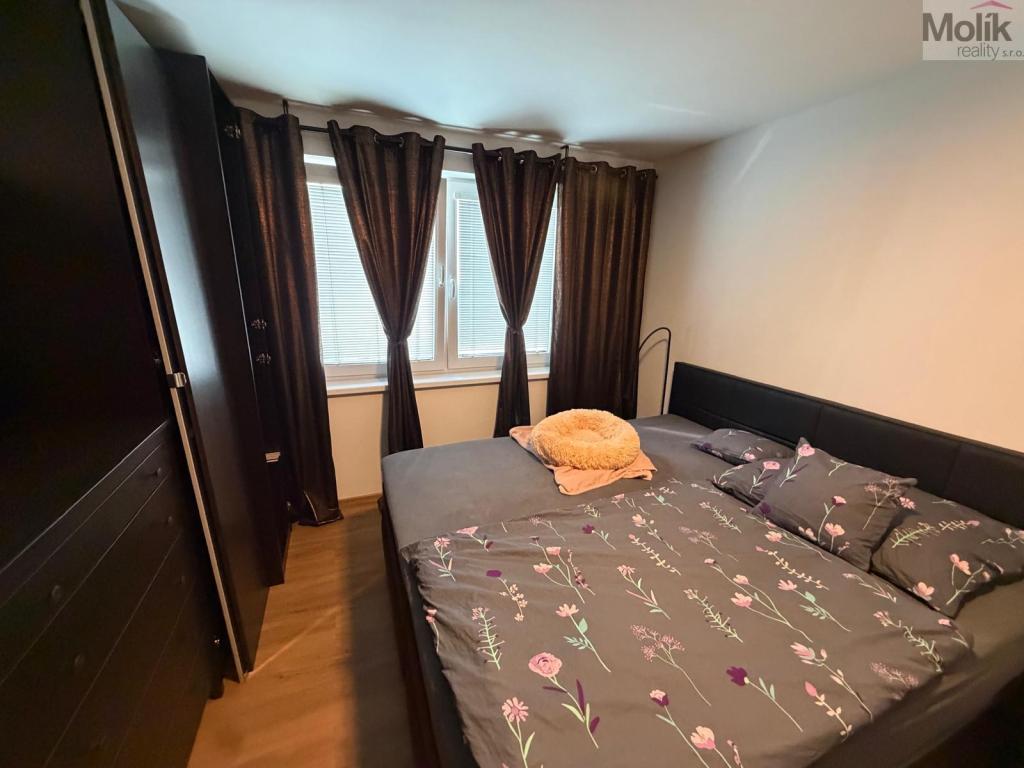 Pronájem bytu 3+kk 74 m2