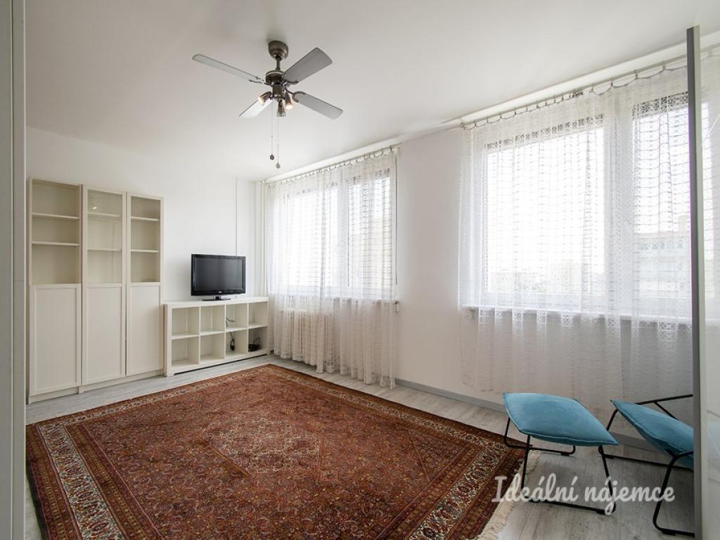 Pronájem bytu 1+kk 35 m2